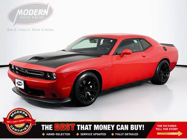 2023 Dodge Challenger R/T RWD photo