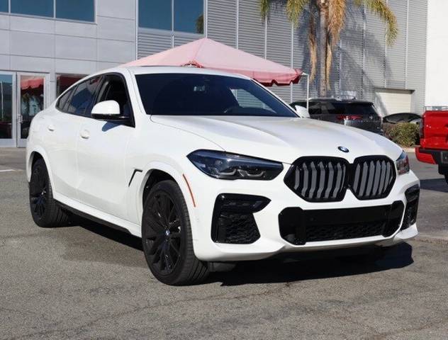 2022 BMW X6 M50i AWD photo