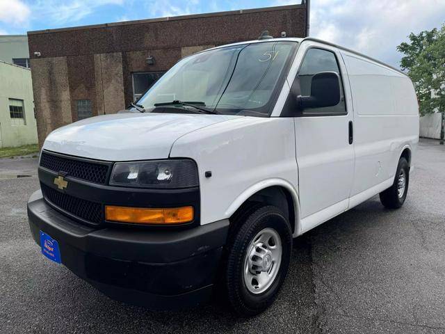 2019 Chevrolet Express Cargo  RWD photo