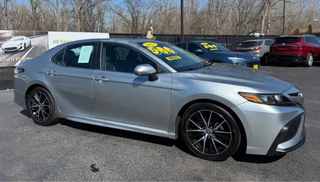 2023 Toyota Camry SE FWD photo