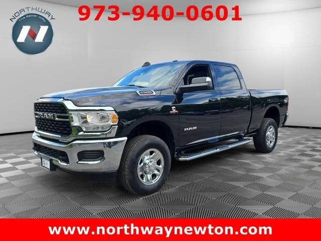 2022 Ram 2500 Big Horn 4WD photo