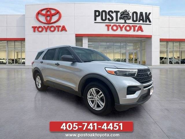 2022 Ford Explorer Base 4WD photo