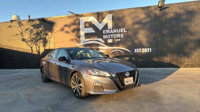 2021 Nissan Altima 2.5 SR FWD photo