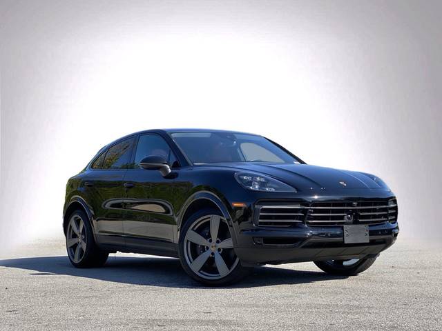 2023 Porsche Cayenne Coupe Platinum Edition AWD photo