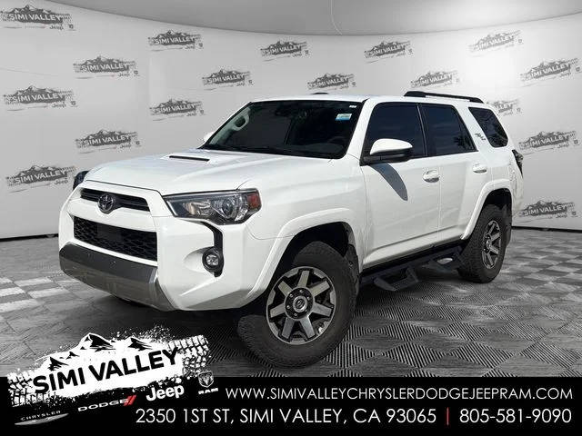 2023 Toyota 4Runner TRD Off Road 4WD photo