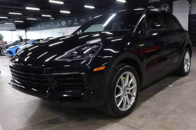 2020 Porsche Cayenne E-Hybrid AWD photo