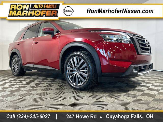 2022 Nissan Pathfinder SL 4WD photo