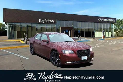 2022 Chrysler 300 300S RWD photo