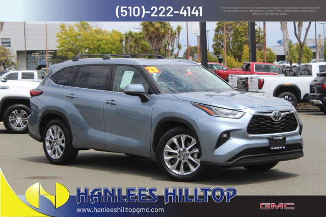 2023 Toyota Highlander Limited FWD photo