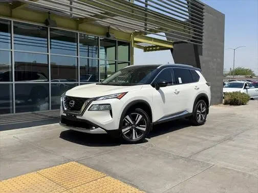 2022 Nissan Rogue Platinum FWD photo