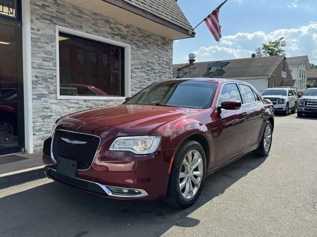 2017 Chrysler 300 Limited AWD photo