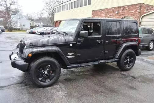 2015 Jeep Wrangler Unlimited Sahara 4WD photo