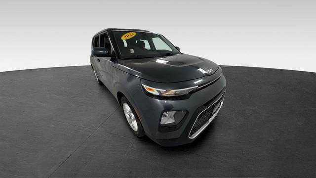 2022 Kia Soul LX FWD photo
