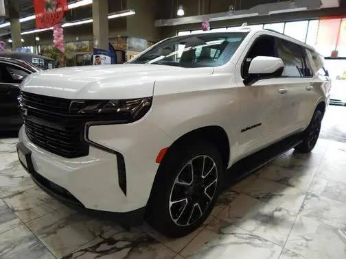 2023 Chevrolet Suburban RST 4WD photo