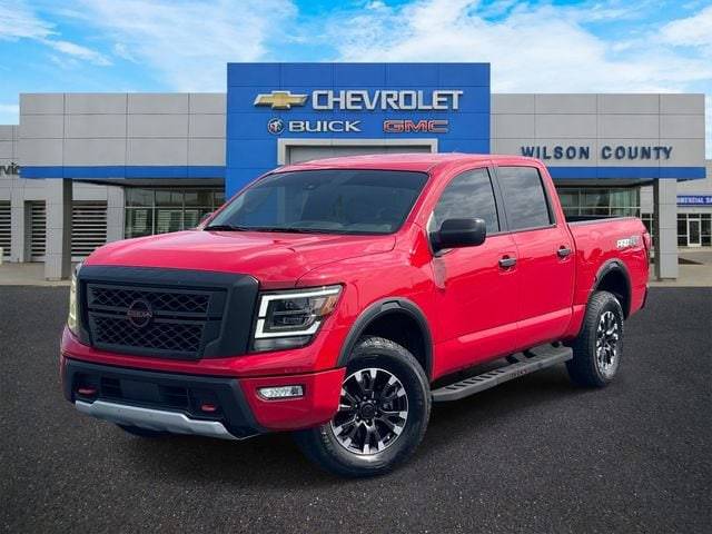 2023 Nissan Titan PRO-4X 4WD photo
