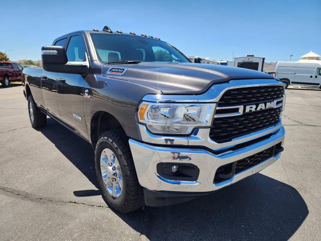 2023 Ram 3500 Big Horn 4WD photo