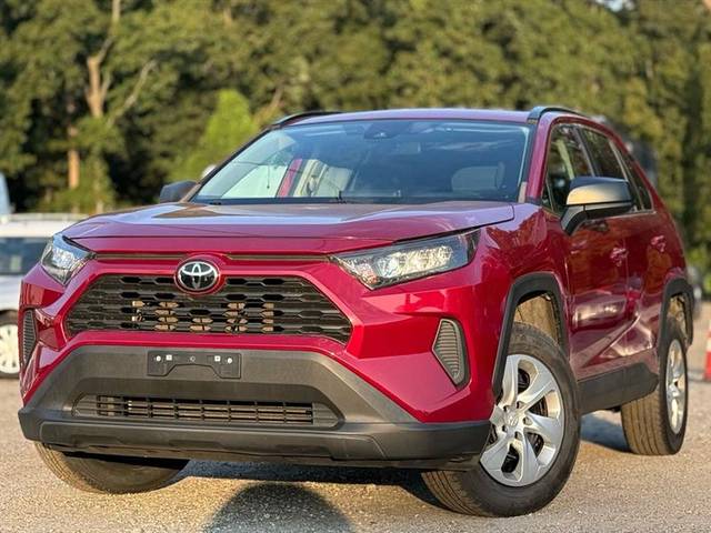 2021 Toyota RAV4 LE FWD photo