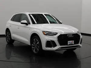 2023 Audi Q5 S line Premium Plus AWD photo