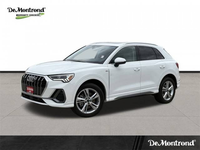 2023 Audi Q3 S line Premium AWD photo