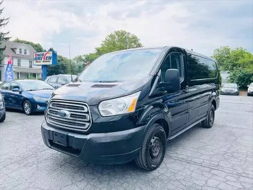 2017 Ford Transit Van  RWD photo