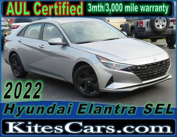 2022 Hyundai Elantra SEL FWD photo