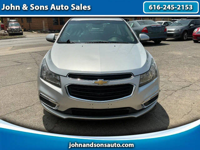 2015 Chevrolet Cruze LT FWD photo