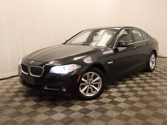 2015 BMW 5 Series 528i xDrive AWD photo