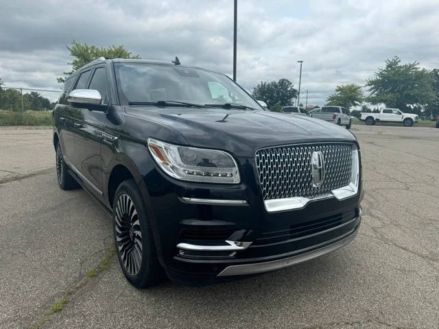 2021 Lincoln Navigator L Black Label 4WD photo