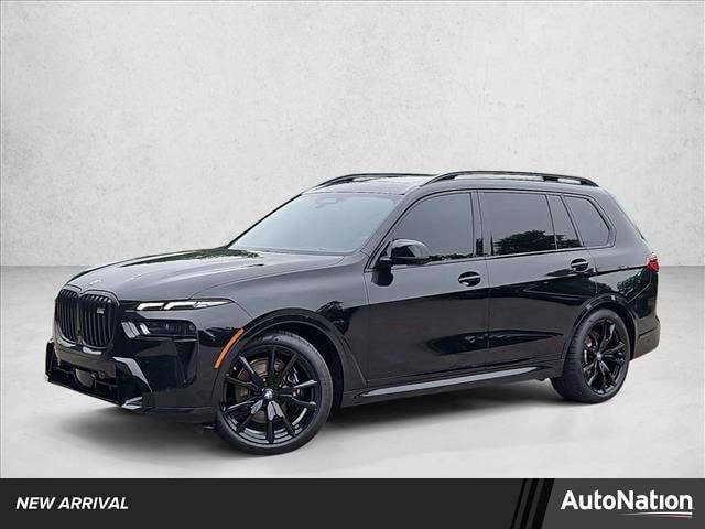 2023 BMW X7 M60i AWD photo
