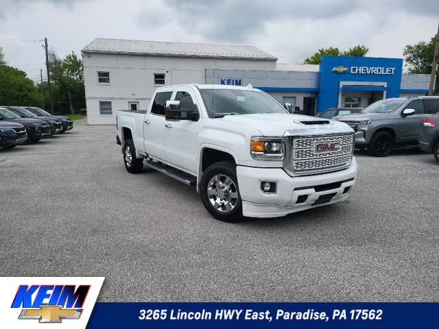 2019 GMC Sierra 3500HD Denali 4WD photo