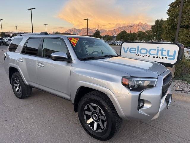 2022 Toyota 4Runner SR5 4WD photo