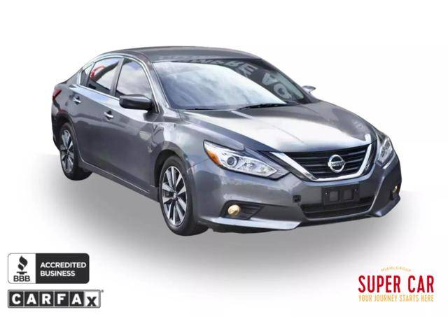 2017 Nissan Altima 2.5 SV FWD photo