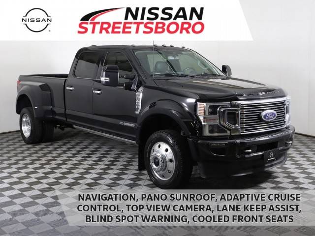 2022 Ford F-450 Super Duty Limited 4WD photo