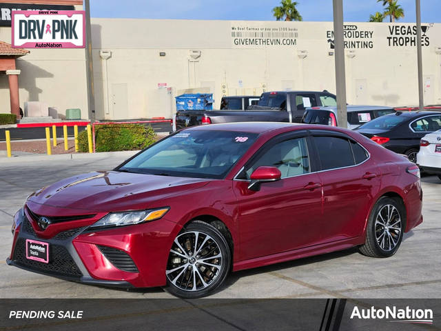 2018 Toyota Camry SE FWD photo