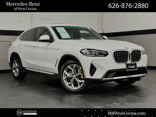 2023 BMW X4 xDrive30i AWD photo