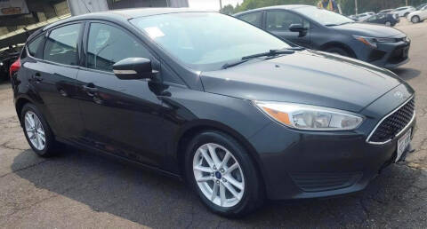 2015 Ford Focus SE FWD photo
