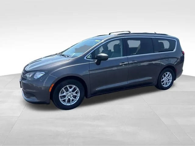 2021 Chrysler Voyager LXi FWD photo