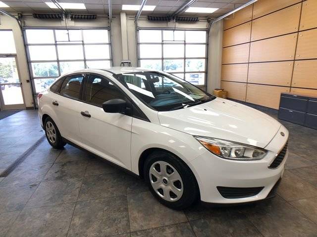 2015 Ford Focus S FWD photo