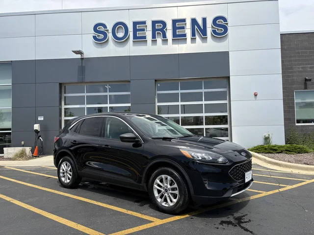 2022 Ford Escape SE AWD photo