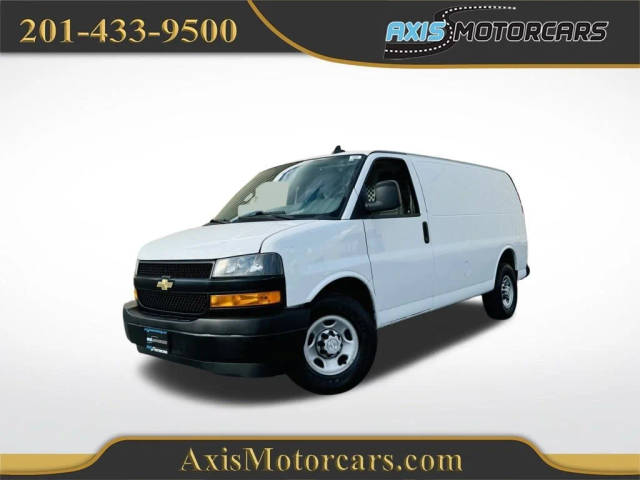 2018 Chevrolet Express Cargo  RWD photo