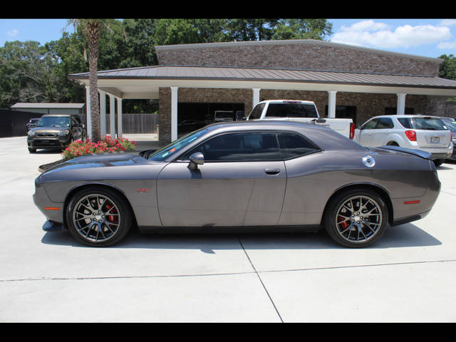 2015 Dodge Challenger SRT 392 RWD photo