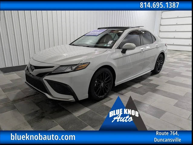 2023 Toyota Camry XSE FWD photo
