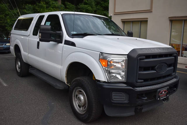 2015 Ford F-250 Super Duty XLT 4WD photo