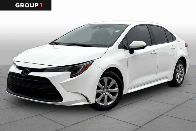 2023 Toyota Corolla LE FWD photo