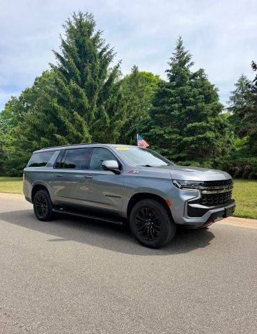 2022 Chevrolet Suburban Z71 4WD photo