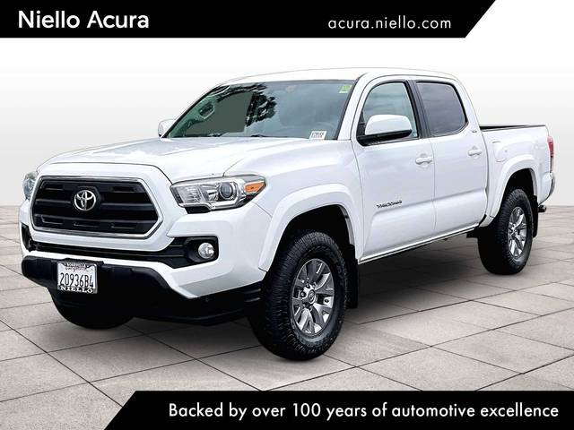 2016 Toyota Tacoma SR5 4WD photo