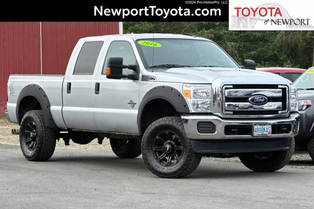 2016 Ford F-350 Super Duty XLT 4WD photo