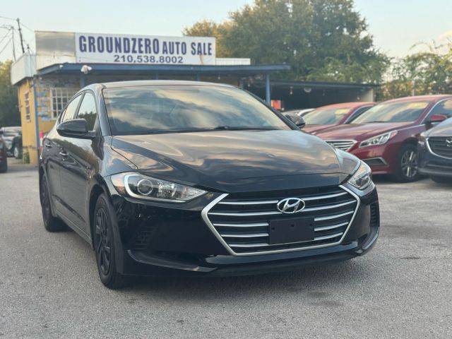 2017 Hyundai Elantra SE FWD photo