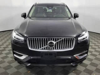 2023 Volvo XC90 Plus AWD photo