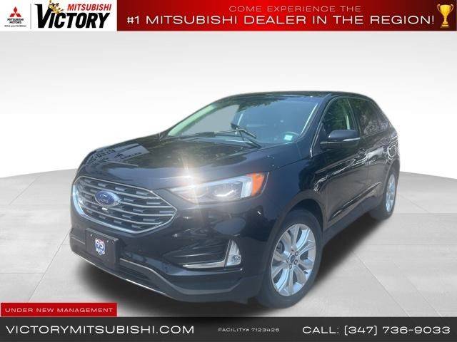 2022 Ford Edge Titanium AWD photo